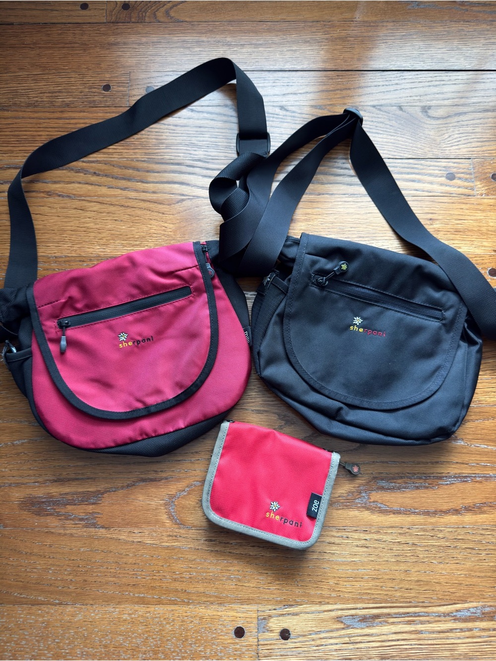 Sherpani Crossbody Bag + Wallet - Black & Red